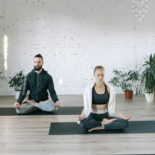 Yoga by pexels-ivan-samkov